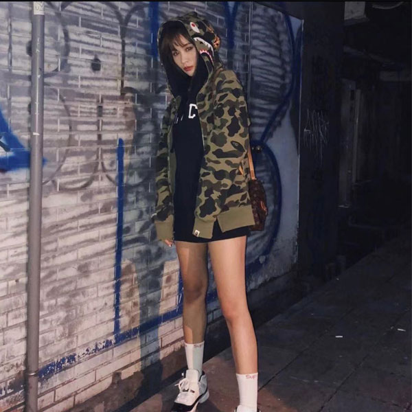 NB 2.jpg98 2 - BAPE 迷彩鯊魚連帽衛衣外套 男女同款 黃/綠迷彩#快速出貨